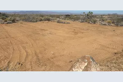 333 S S Whispering Winds Rd, Yucca, AZ 86438 - Photo 20