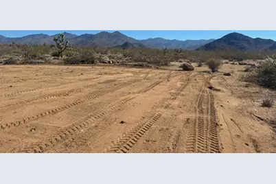 333 S S Whispering Winds Rd, Yucca, AZ 86438 - Photo 22