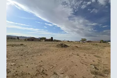 10034 N Concho Drive, Kingman, AZ 86401 - Photo 2