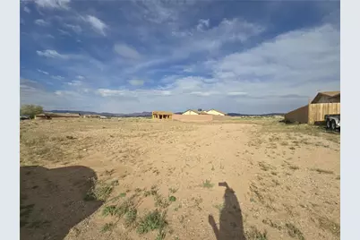 10026 N Concho Drive, Kingman, AZ 86401 - Photo 2