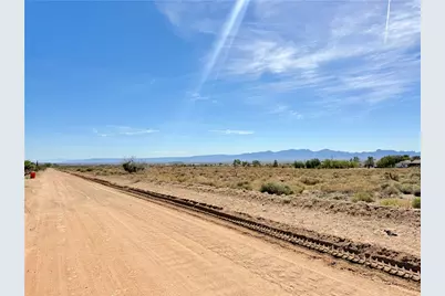 306-02-115 Bibo Road, Golden Valley, AZ 86413 - Photo 6