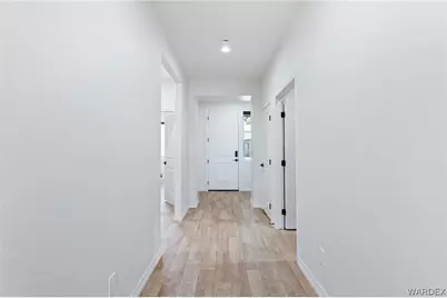 2640 Kingman Drive, Bullhead City, AZ 86429 - Photo 6