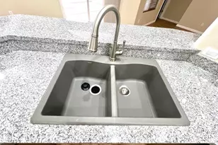 2027 E Sandtrap Ln, Fort Mohave, AZ 86426 - Photo 8