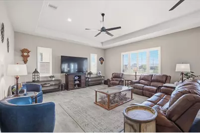 2186 E Calle Salamanca, Fort Mohave, AZ 86426 - Photo 10