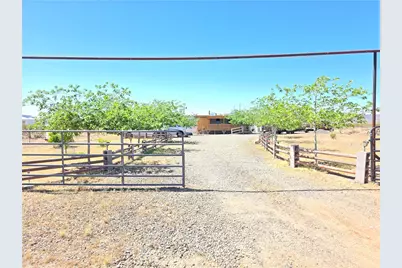 4495 N Drake Road, Golden Valley, AZ 86413 - Photo 32