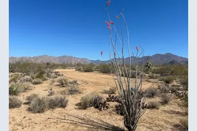 259 Apache, Yucca, AZ 86438 - Photo 1