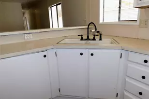 2960 Silver Creek Rd, Bullhead City, AZ 86442 - Photo 10