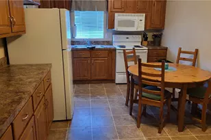 606 E Gordon Dr, Mohave Valley, AZ 86440 - Photo 4