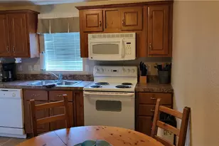 606 E Gordon Dr, Mohave Valley, AZ 86440 - Photo 2