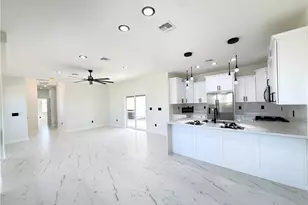 1070 Zircon Cir, Bullhead City, AZ 86442 - Photo 12