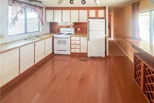 595 Terrace Dr, Bullhead City, AZ 86442 - Photo 4