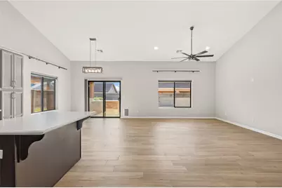 6099 S Comstock Avenue, Fort Mohave, AZ 86426 - Photo 8