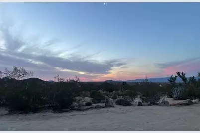 281 S Arapaho, Yucca, AZ 86438 - Photo 14