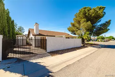 1746 Hope Avenue, Kingman, AZ 86401 - Photo 46