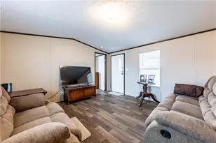 1830 Hualapai Dr, Bullhead City, AZ 86442 - Photo 2