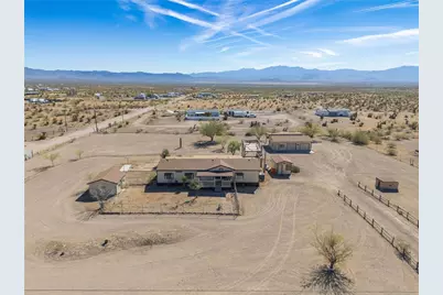 2756 S Papago Road, Golden Valley, AZ 86413 - Photo 4