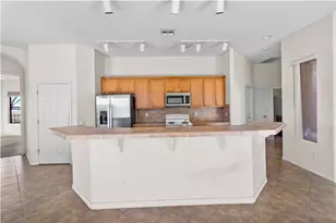 2900 Esmerelda Dr, Bullhead City, AZ 86429 - Photo 10