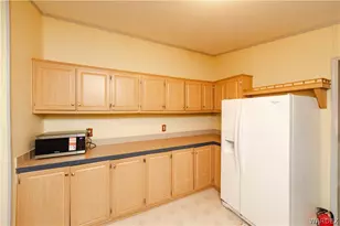 3176 W Malibu Rd, Golden Valley, AZ 86413 - Photo 8