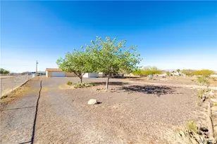 3176 W Malibu Rd, Golden Valley, AZ 86413 - Photo 58