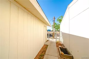 3176 W Malibu Rd, Golden Valley, AZ 86413 - Photo 48