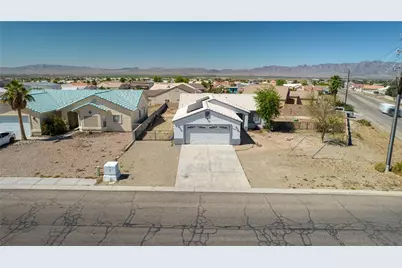 6013 S Kodiak, Fort Mohave, AZ 86426 - Photo 1