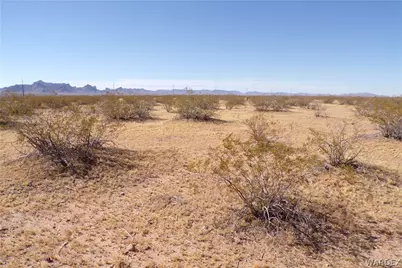 3693 Ironwood Road, Golden Valley, AZ 86413 - Photo 18