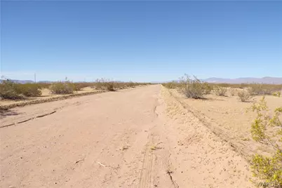 3693 Ironwood Road, Golden Valley, AZ 86413 - Photo 8