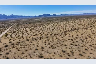 3693 Ironwood Road, Golden Valley, AZ 86413 - Photo 38