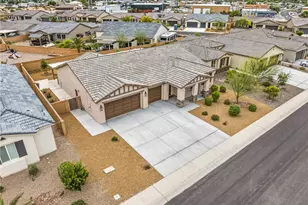 1724 Dianne Dr, Bullhead City, AZ 86442 - Photo 4