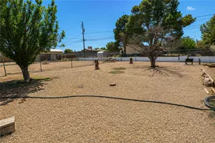 4591 N Vickie Ln, Kingman, AZ 86409 - Photo 14