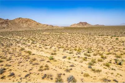 243-19-018 E Arroyo Road, Yucca, AZ 86438 - Photo 16