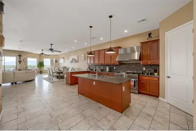 3003 Camino Del Rio, Bullhead City, AZ 86442 - Photo 14