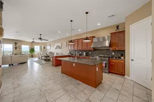 3003 Camino Del Rio, Bullhead City, AZ 86442 - Photo 14