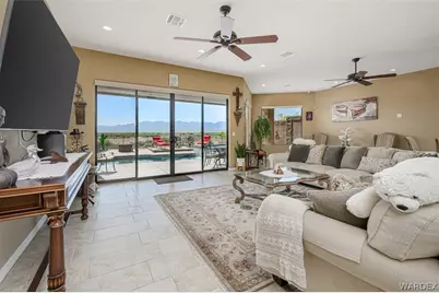 3003 Camino Del Rio, Bullhead City, AZ 86442 - Photo 8