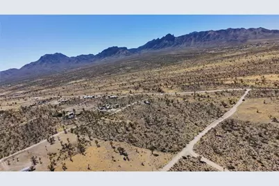 18048 N Lost Mine Drive, Dolan Springs, AZ 86441 - Photo 42