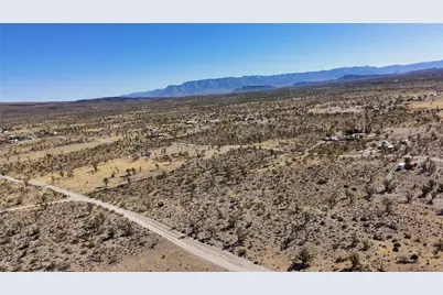 18048 N Lost Mine Drive, Dolan Springs, AZ 86441 - Photo 38
