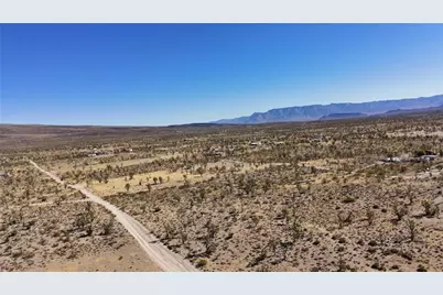 18048 N Lost Mine Drive, Dolan Springs, AZ 86441 - Photo 32
