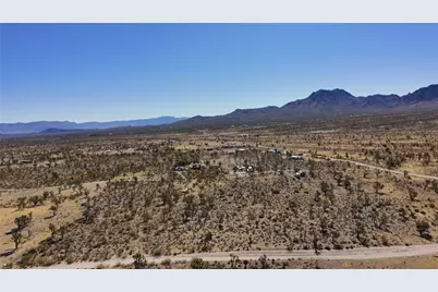 18048 N Lost Mine Drive, Dolan Springs, AZ 86441 - Photo 28