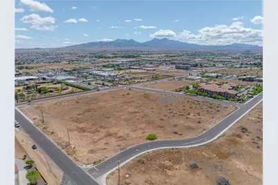 000 Riata Valley Road, Kingman, AZ 86401 - Photo 4