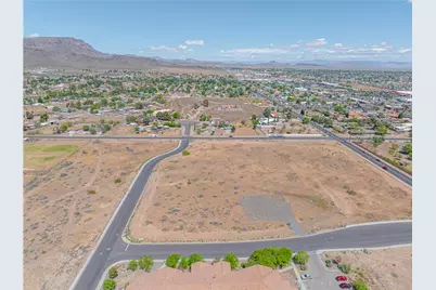 000 Riata Valley Road, Kingman, AZ 86401 - Photo 8