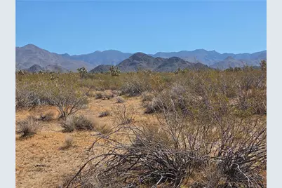 171 & 172 S Nash Road #13/22 & 23, Yucca, AZ 86438 - Photo 6