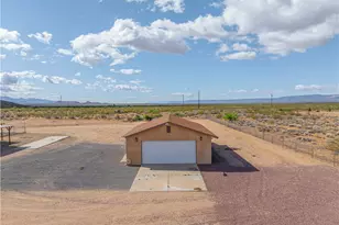 4568 W Scott Dr, Golden Valley, AZ 86413 - Photo 24