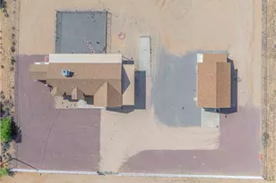 4568 W Scott Dr, Golden Valley, AZ 86413 - Photo 30