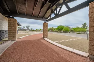 2332 Hummingbird Ln, Bullhead City, AZ 86442 - Photo 8