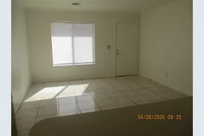 827 Baseline Road #B, Bullhead City, AZ 86442 - Photo 2