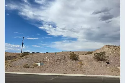 3065 Canyon De Chelly Drive, Bullhead City, AZ 86429 - Photo 2