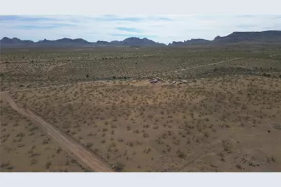 3689 N Glenbar Road, Golden Valley, AZ 86413 - Photo 34