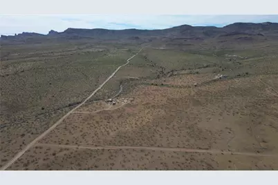 3689 N Glenbar Road, Golden Valley, AZ 86413 - Photo 38