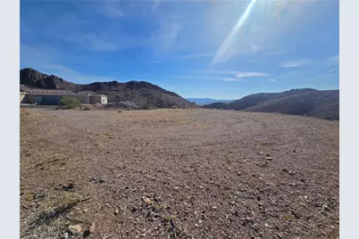 3055 Canyon De Chelly Drive, Bullhead City, AZ 86429 - Photo 2