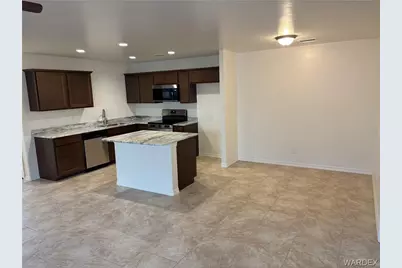 981 Calumet Avenue #A, Kingman, AZ 86409 - Photo 6